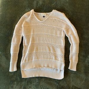 Universal Thread High Low Sweater Size Medium